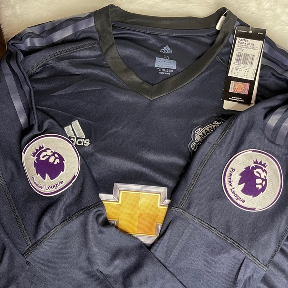 Adidas Manchester United jersey - Picture 4 of 5